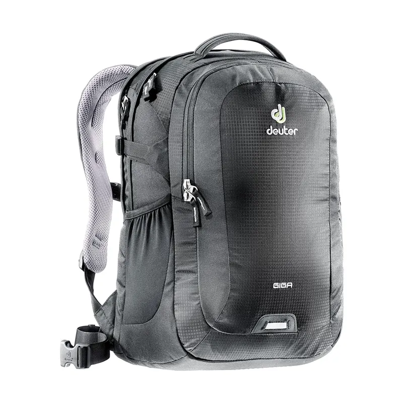 Deuter Giga Pack