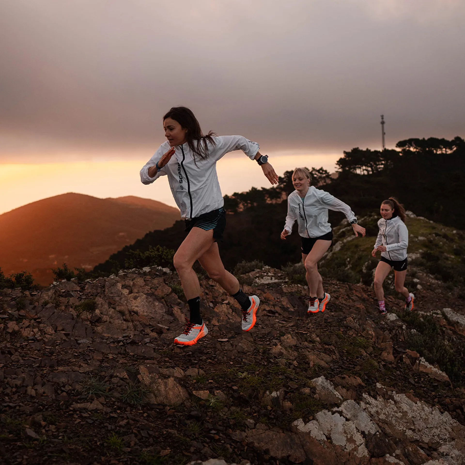 Running shoes for trail and fell running