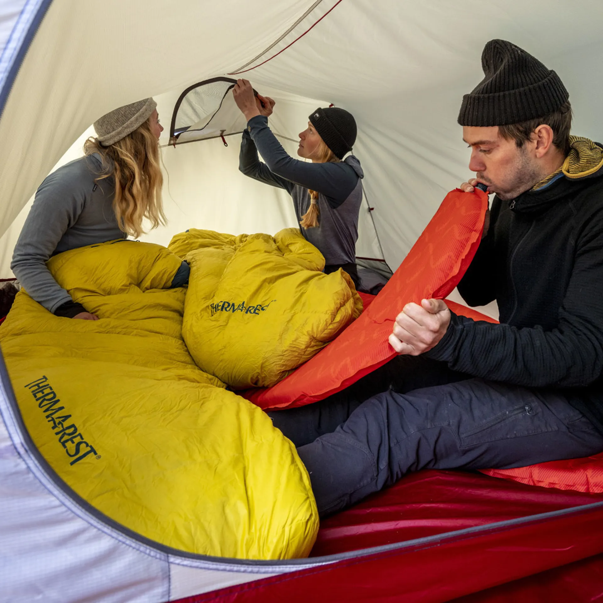 Sleeping bags and mats for camping