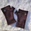 Vertura Womens Thermal Power Wrist Warmers in Chocolate Brown